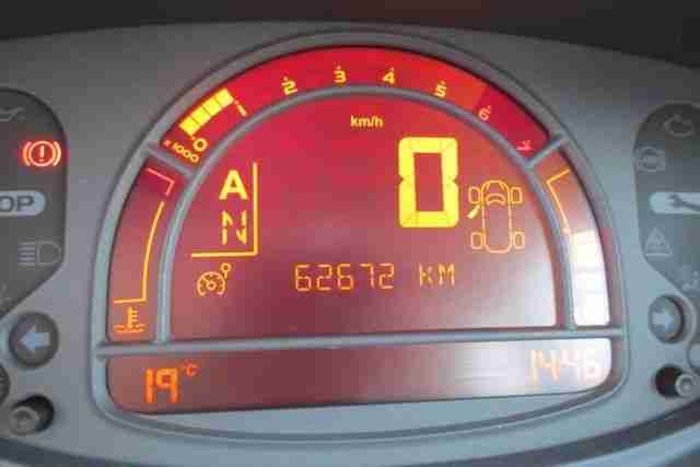 Renault Grand Modus 1.2 16V Quickshift Dynamique