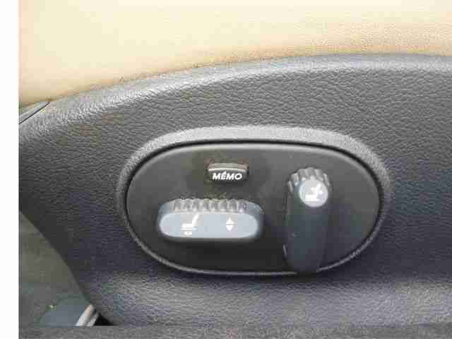 Renault Laguna 1.9 dCi Initiale ! 6-Gang ! Xenon ! DPF