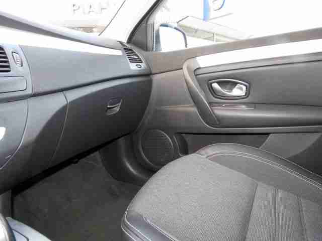 Renault Laguna Grandtour 2.0 16V Dynamique PDC AHK SHZ