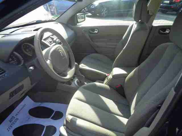 Renault Megane 1.6 Grandtour Confort Privilege