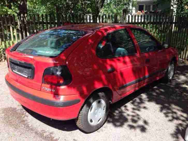 Renault Megane 1.6 nur 29.500Km Klimaanlage