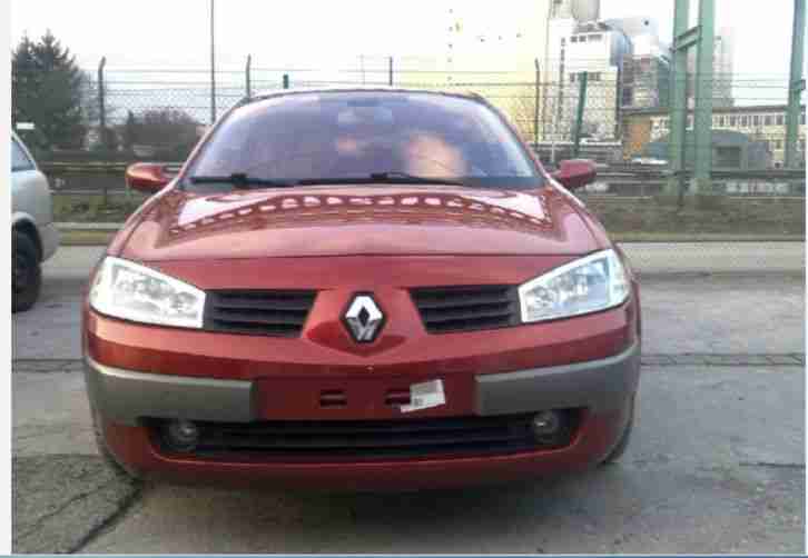 Renault Megane 1.9 dci. !!!!MOTOR SCHADEN !!!