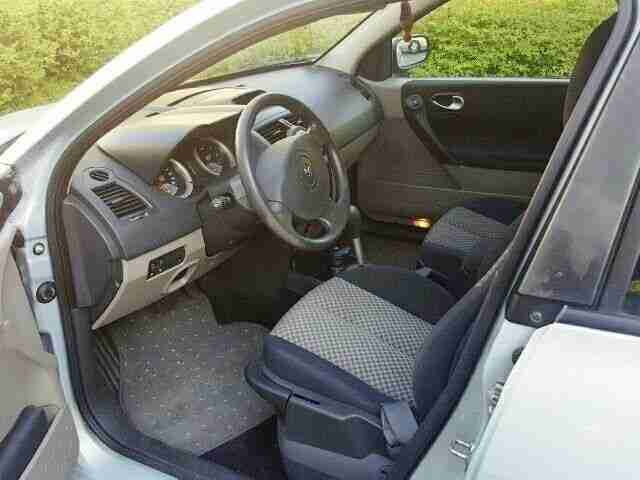 Renault Megane 2.0 Confort Dynamique +ALU +ESP +Klima
