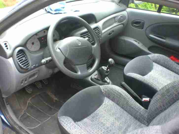 Megane Cabrio 1.4 16V, blau metallic, BJ 2000,