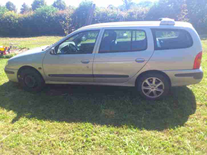 Renault Megane Grandtour 1.6 *TÜV 1/17*