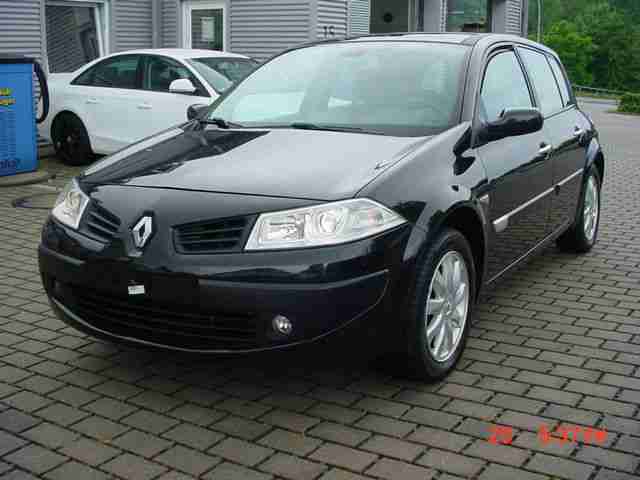 Renault Megane II Lim. 5-türig Dynamique / Euro-4