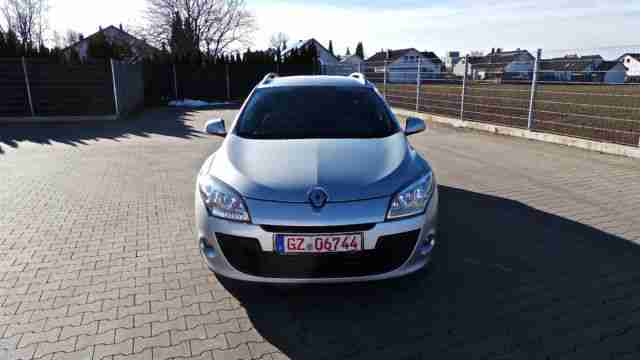 Renault Megane III Grandtour NEUER TÜV & SERVICE EURO5