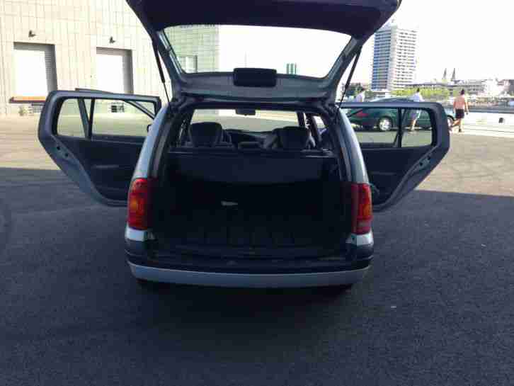 Renault Megane Kombi TÜV bis 06/17 ohne Mängel
