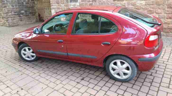 Renault Megane RT BJ.1999 - Bastlerfahrzeug, Tüv, bedingt fahrbereit.