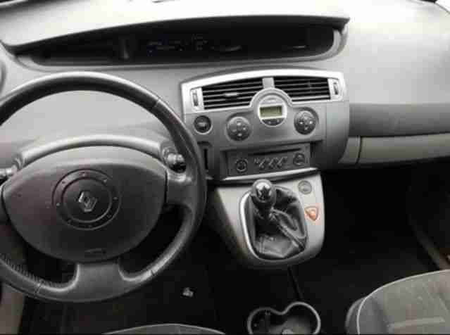 Renault Megane Scenic 2.0