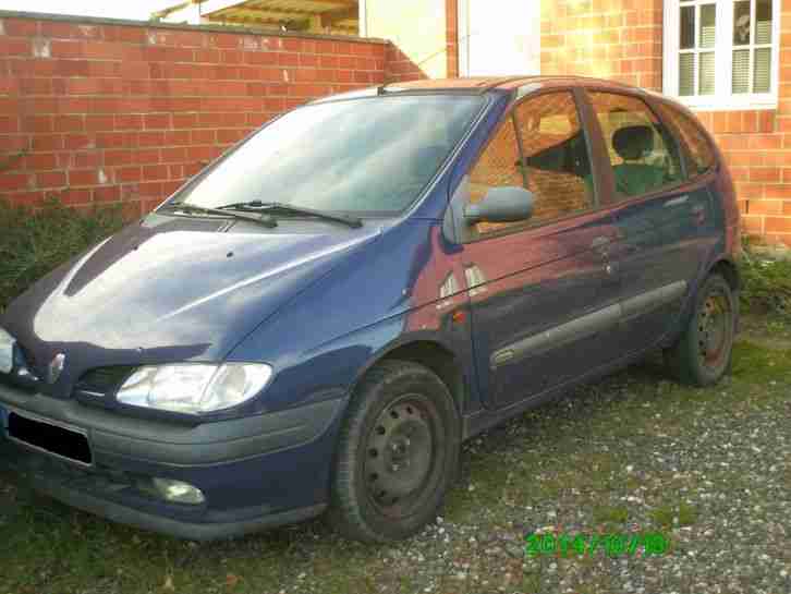 Renault Megane Scenic, Farbe blau