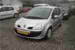 Modus 1.2 16V Avantage