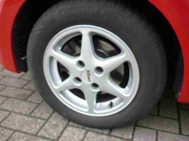 Renault Renault Twingo 1.6 16V LEV Eco2 8 fach bereift