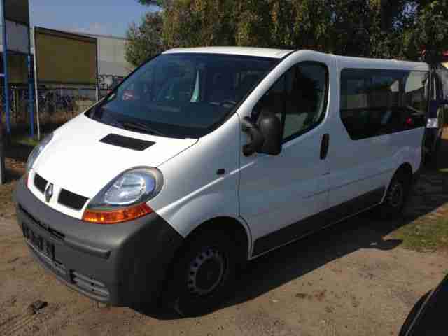 Renault Trafic 1.9 9 Sitzplätze