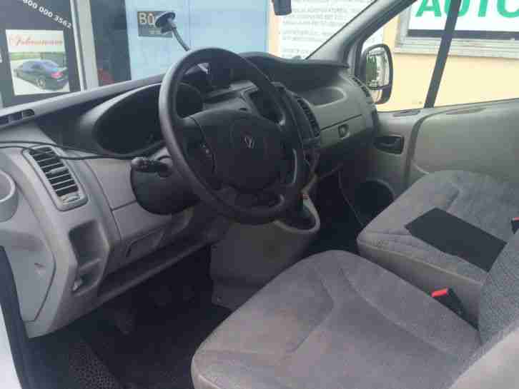Renault Trafic 2.0 dci Diesel 115 PS 2.Hand Renault Werkstattgepflegt