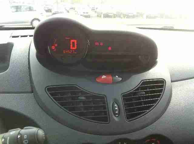 Renault Twingo 1.2 16 V Night&Day Klima/Servo/Panorama