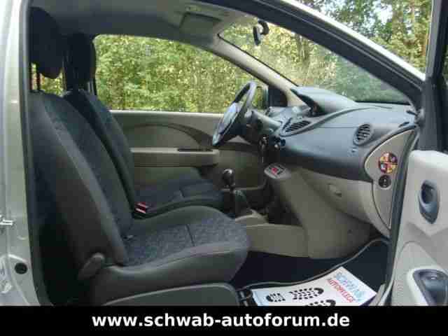 Renault Twingo 1.2 Klimaanlage /Tüv NEU / Inspektion NE