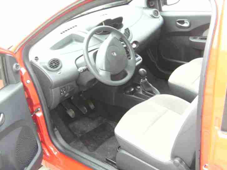 Renault Twingo 62.000 km TÜV 05.2017