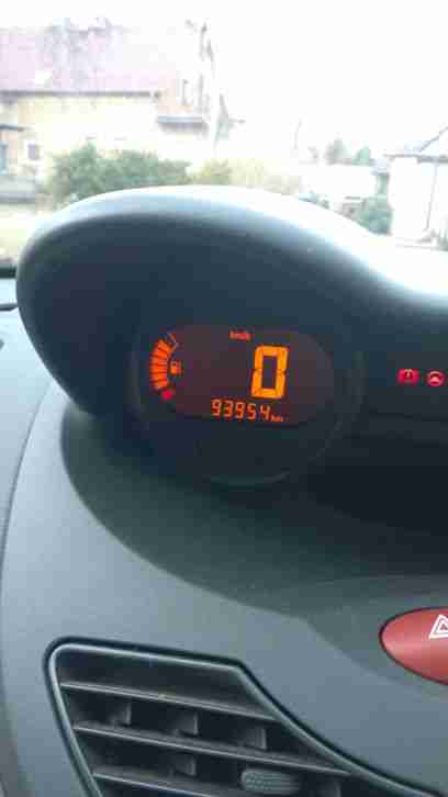 Renault Twingo 94.000 km aus Frauenhand