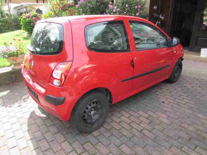 Renault Twingo BJ 2008 mit 33000km Unfall Vorne