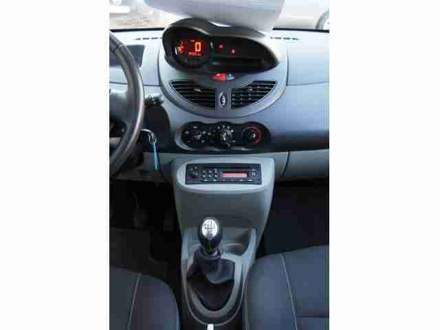 Renault Twingo Night & Day