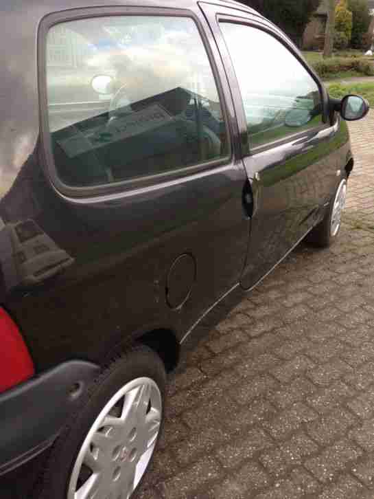 Renault Twingo mit Sonnendach