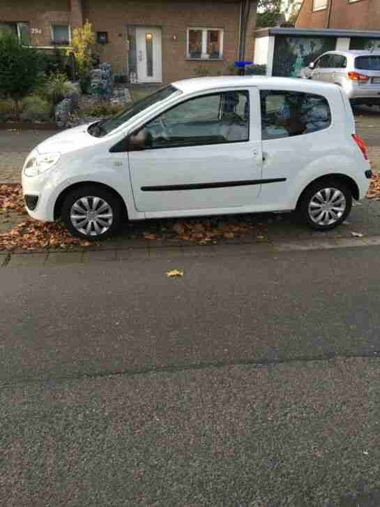 Renault Twingo weiß-2008+Tüv Neu(Oktober 2021)Scheckheft gepflegt