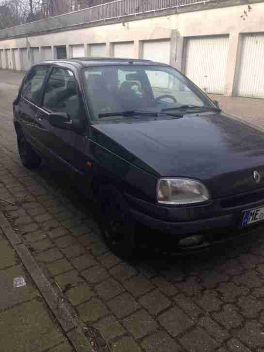 Renault clio 1 schwarz; 1,4: 75 PS: Bj. 1996