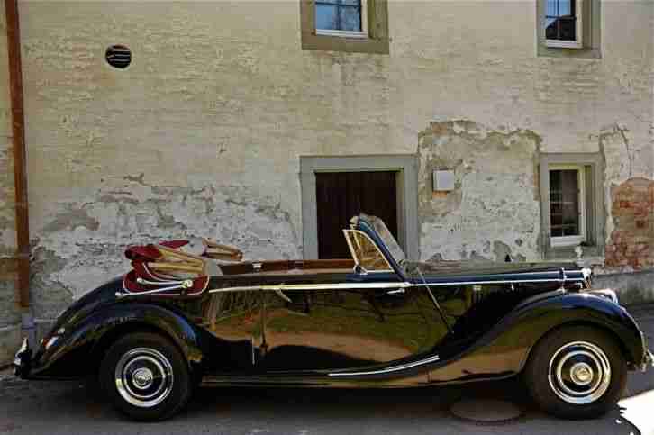 Riley RMD Cabrio RM Oldtimer Veteran unter