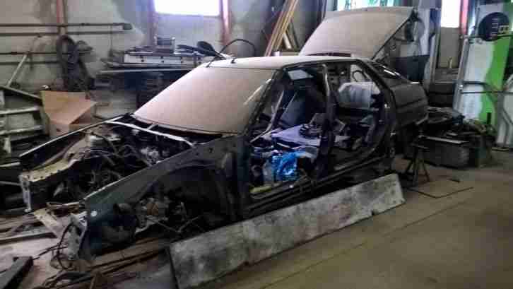Rohkarosse Citroen XM Y4 3,0 V6 - mit Kfz-Brief - Hydraulikzylinder - 2x KAT