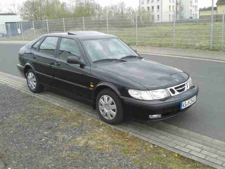 SAAB 9 3 2, 0 TURBO EZ 02 99 Automatik Leder