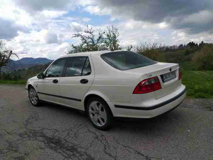 9 5 Limousine polarweiss