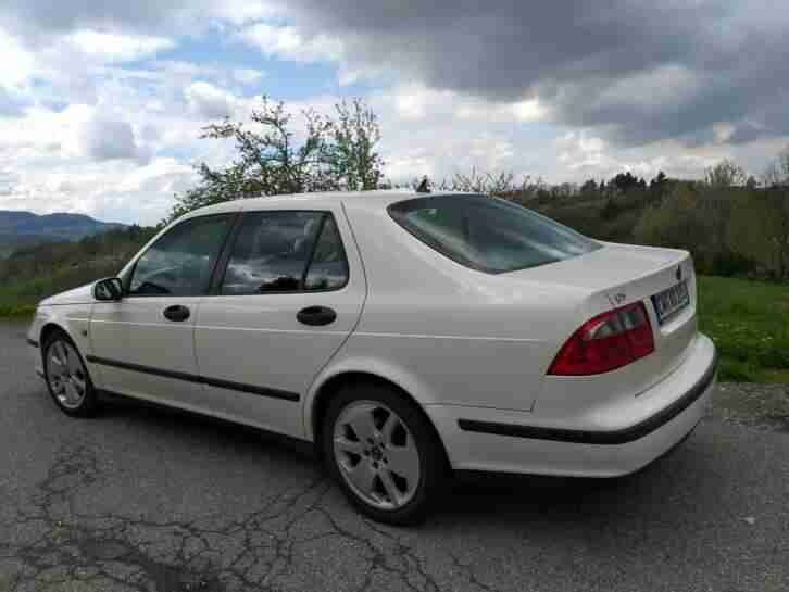 SAAB 9-5 Limousine polarweiss