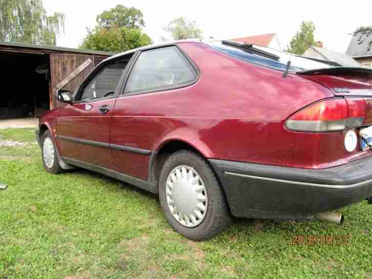 SAAB 900 2.0i S