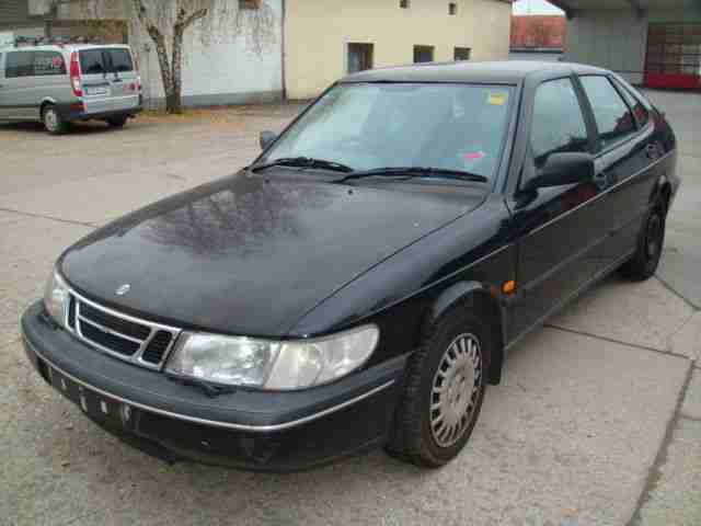 SAAB 900S schwarz 126.370 Meilen Rechtslenker an Bastler