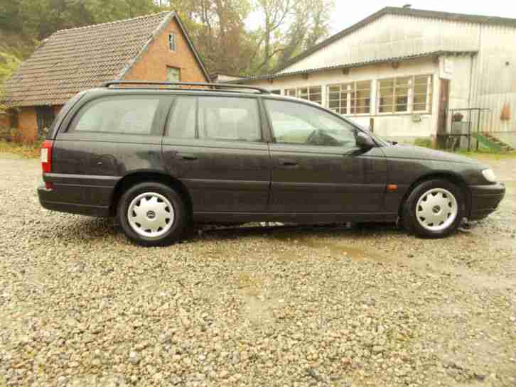 SCHÖNER UND GEPFLGTER OMEGA COMBI TÜV / AU NEU !! AHK