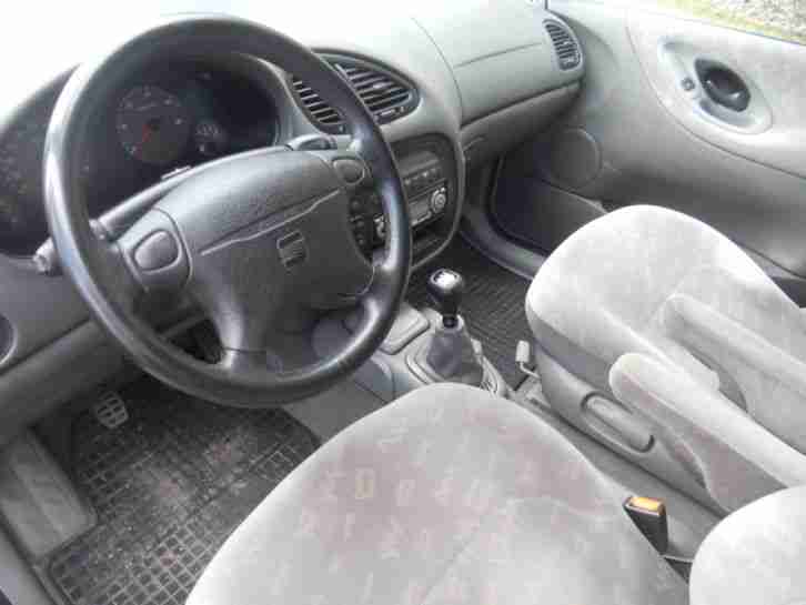 SEAT ALHAMBRA