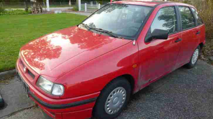 SEAT IBIZA