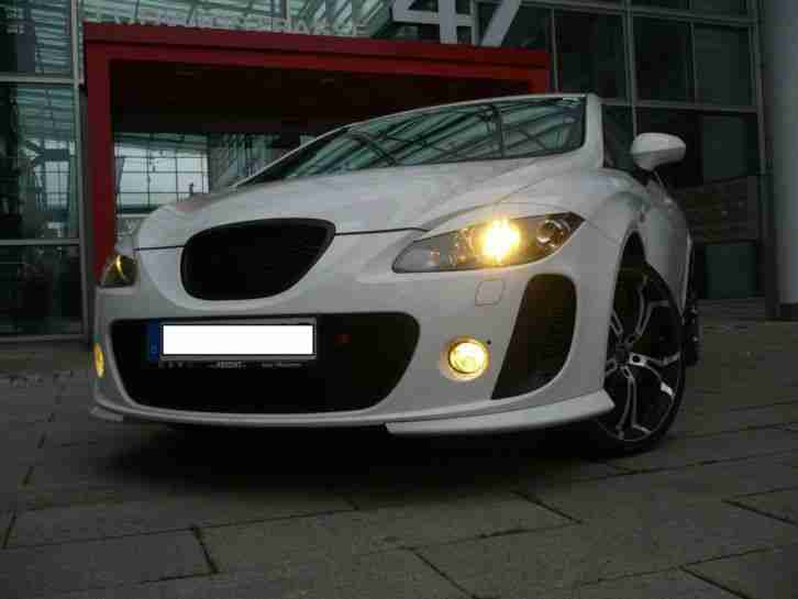 SEAT LEON 1P 1.4 TSI STYLE COPA, TUNING, AERO-KIT, 19", NAVI, DAB+, WINTERPAKET