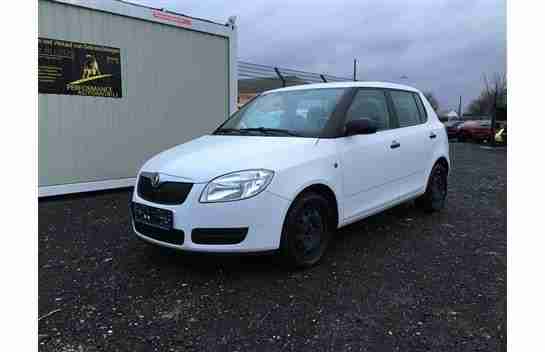 SKODA FABIA 1,2 HAPPY-88.000 tkm-BJ 2008-Serviceheft