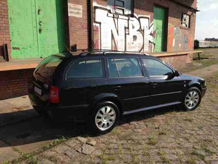 SKODA OCTAVIA COMBI STYLE 1.9 TDI DIESEL TOP AUSSTATTUNG ANSEHEN VIELE NEUTEILE
