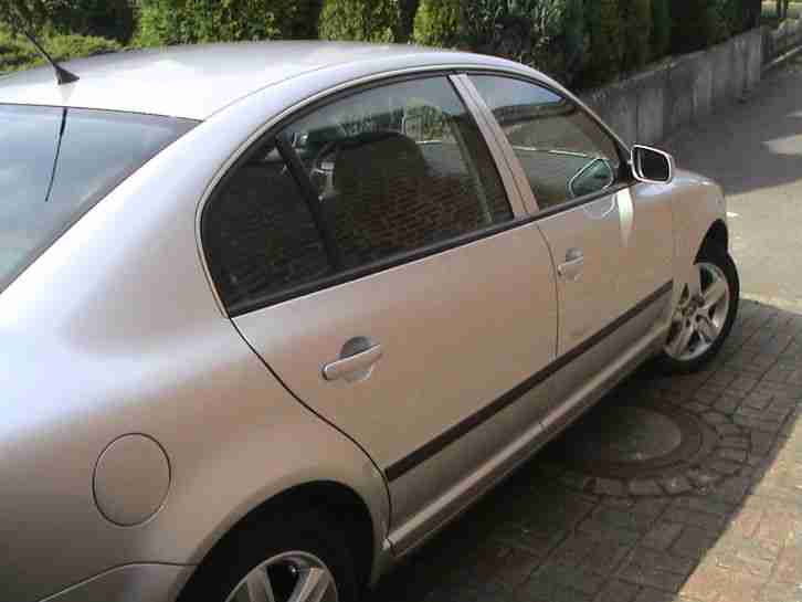 SKODA SUPERB 2.0 TDI 140 PS 2005