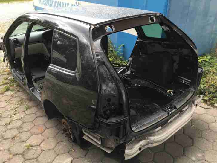 Saab 9-3 2,8T Kombi Rohkarosse Bj.2006 ausgeschlachtet unfallfrei Auch In Teilen