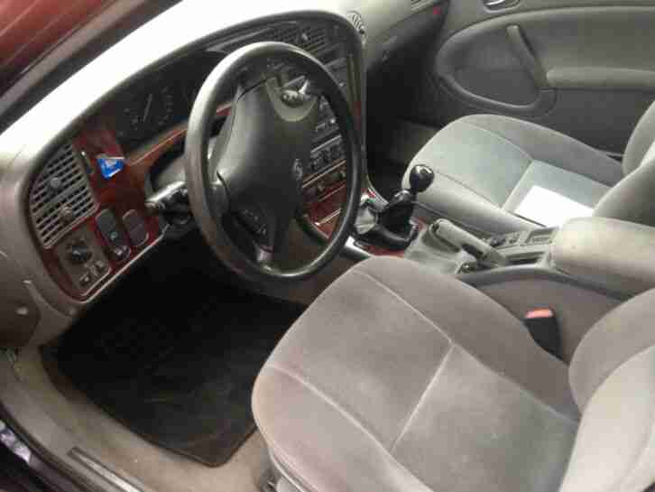 Saab 9-5 Bj. 99 zum Ausschlachten, Motor 110 kW OK, Benzinpumpe neuwertig.