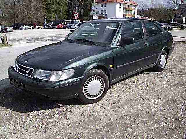 Saab 900 1997er YS3DXXXX, 162000 km, vorne schwarzes Leder Kombi - Coupe