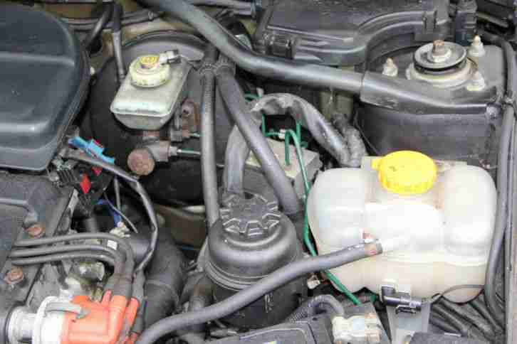 Saab 900 Cabrio 1997 BASTLERFAHRZEUG Schwarzes Cabriolet mit ca. 290.000 km