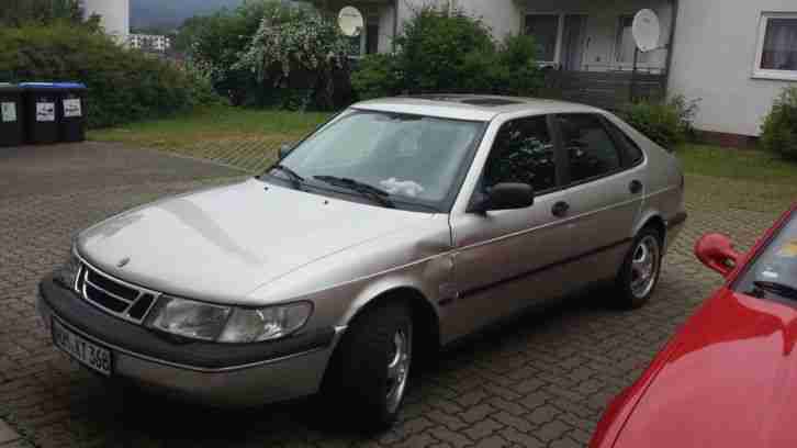 Saab 900 II