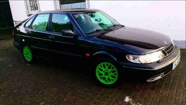 Saab 900 im Auftrage zu verkaufen
