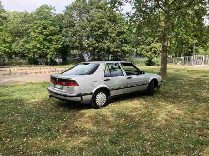 Saab 9000 Kultauto