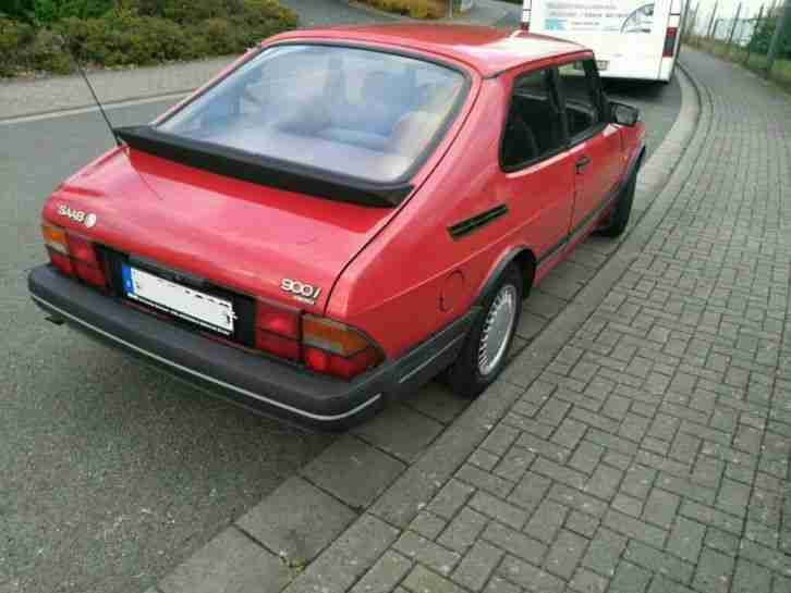 Saab 900i 16V